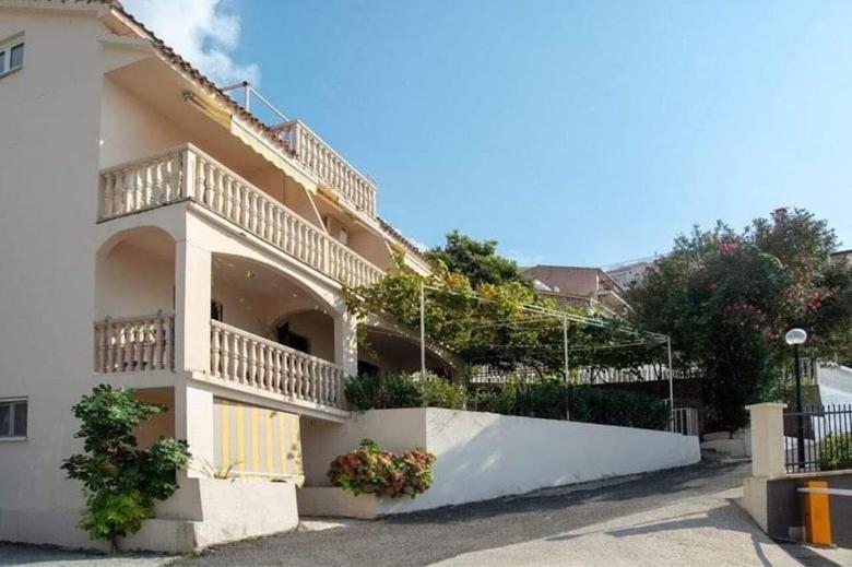Apartments Dunja Sveti Stefan Exteriör bild