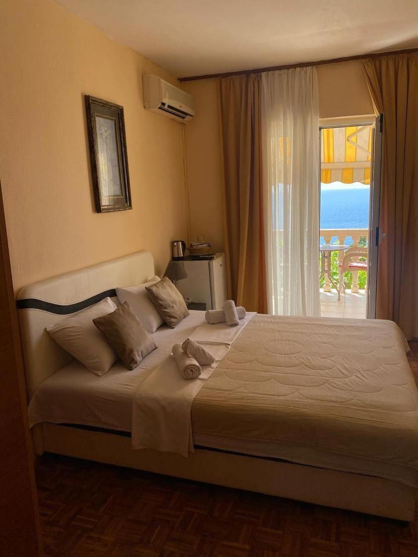 Apartments Dunja Sveti Stefan Exteriör bild